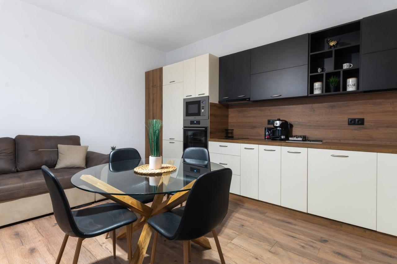 La Luna - High-End 2Bd Flat In The Top Centre By Flat Mаnager Sofia Exterior photo